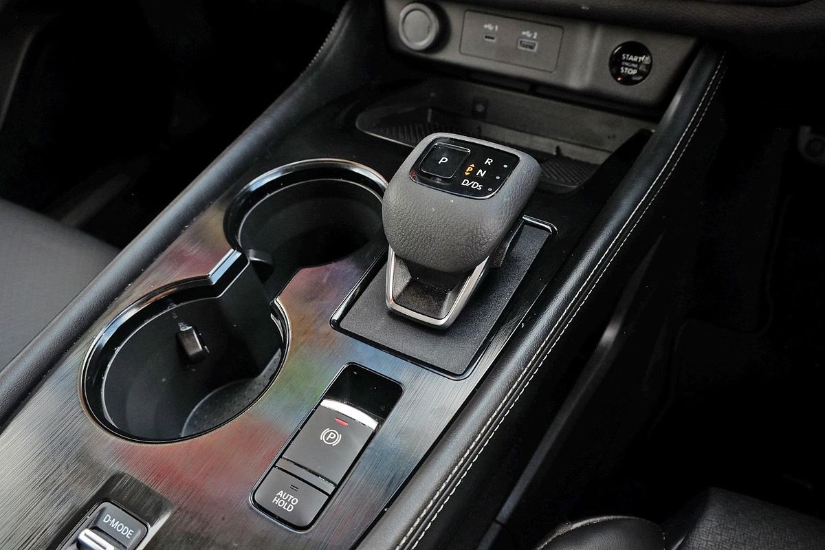 2024 Nissan X-TRAIL ST-L T33