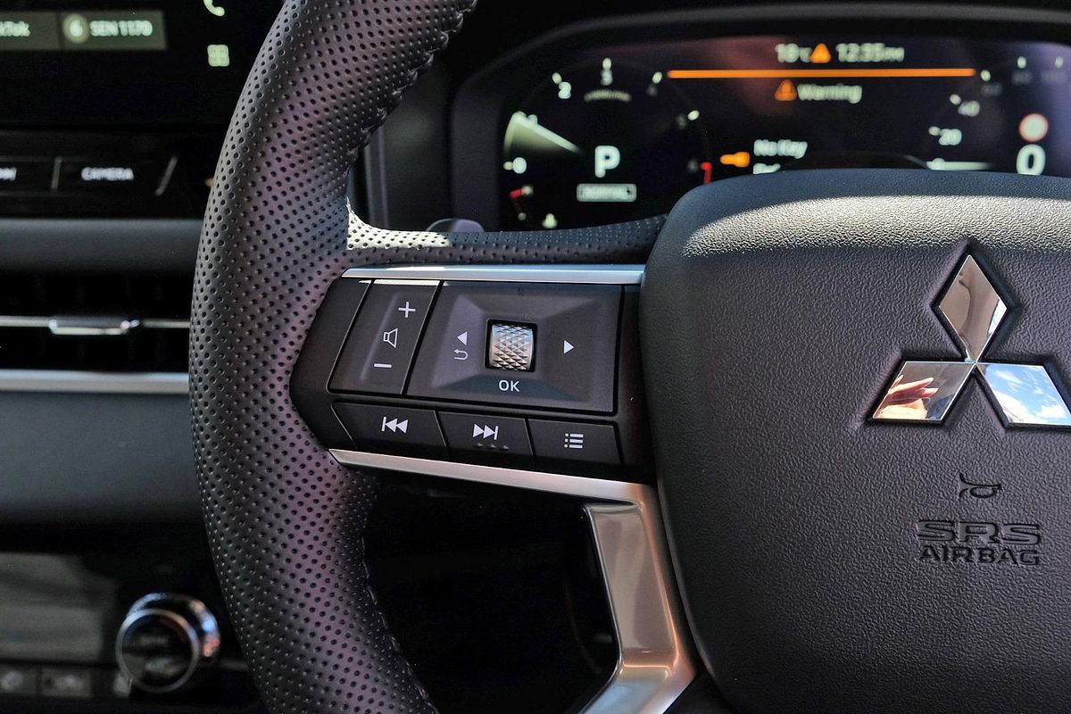 2025 Mitsubishi Outlander Aspire ZM