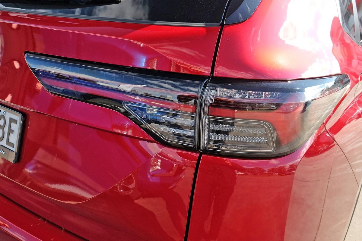 2025 Mitsubishi Outlander ES ZM