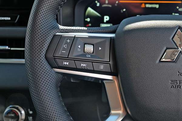 2025 Mitsubishi Outlander Exceed Tourer ZM