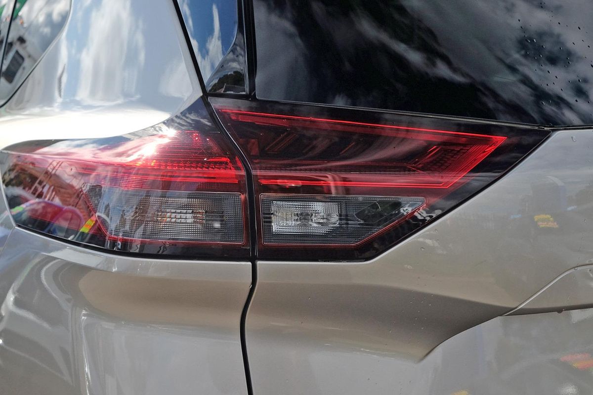 2024 Nissan X-TRAIL ST-L T33