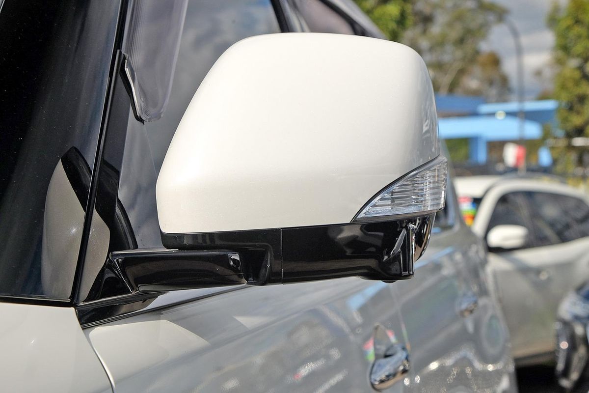 2018 Nissan Patrol Ti-L Y62 Series 4