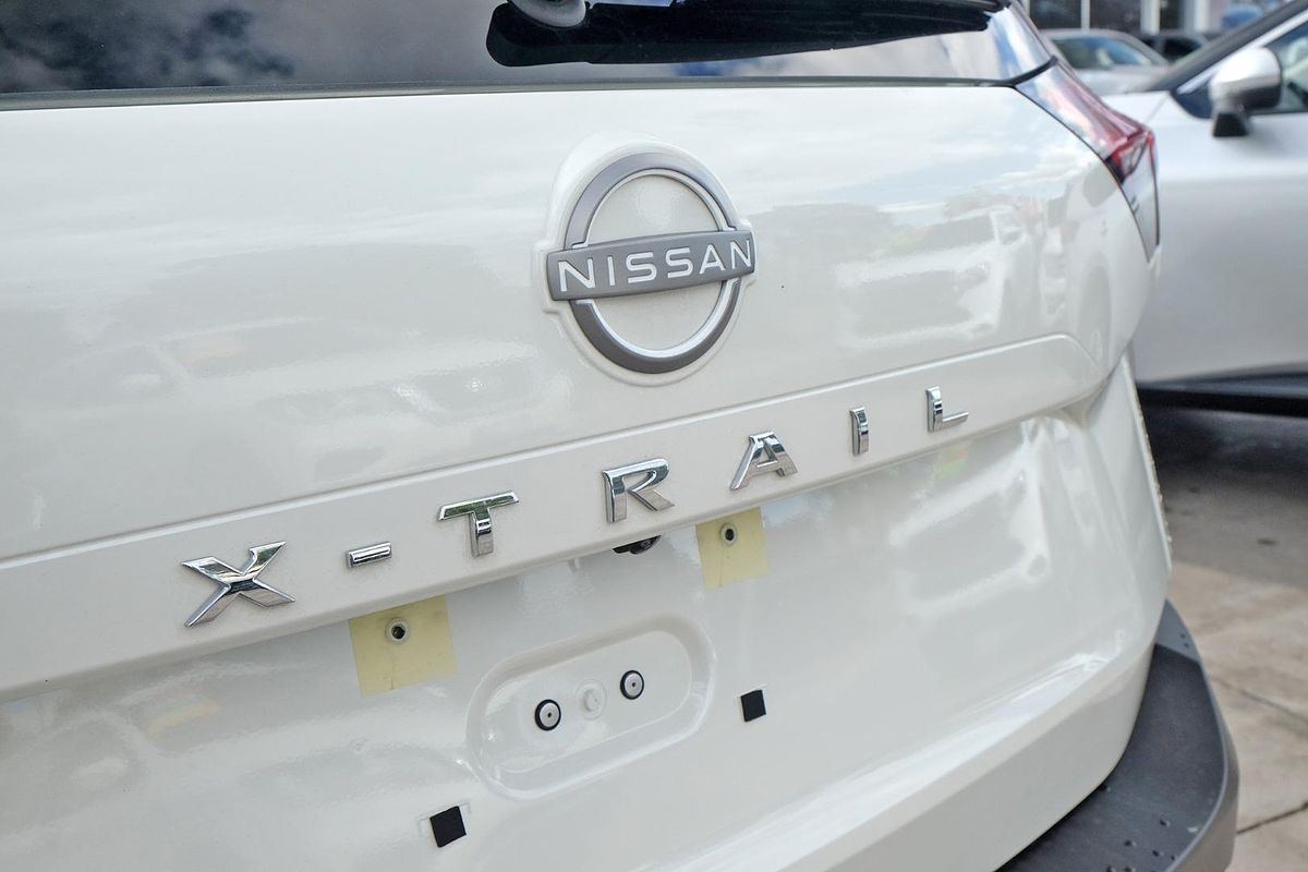 2024 Nissan X-TRAIL ST-L T33