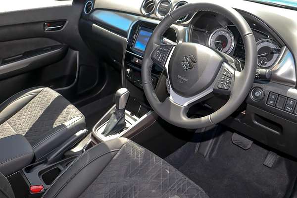 2024 Suzuki Vitara Turbo Shadow LY Series II