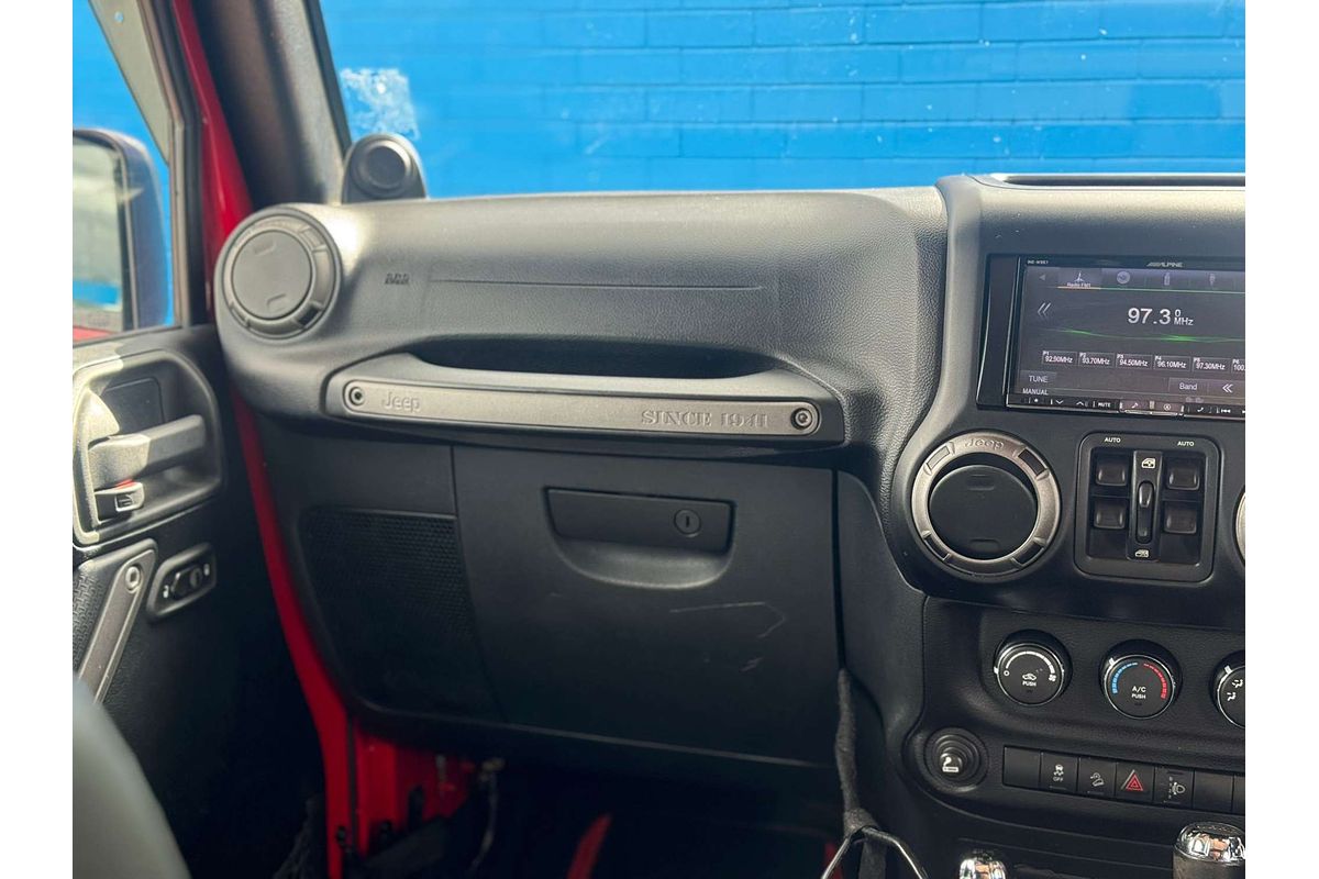 2011 Jeep Wrangler Unlimited Sport JK