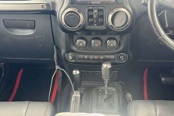 2011 Jeep Wrangler Unlimited Sport JK