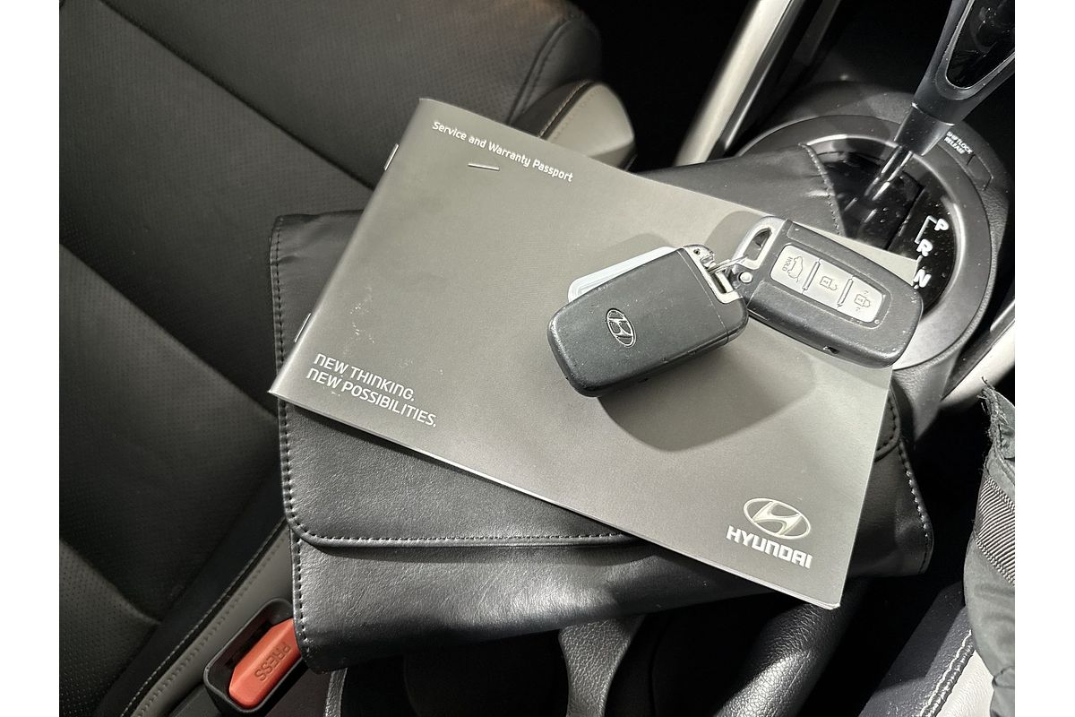 2017 Hyundai Veloster SR Turbo FS5 Series II