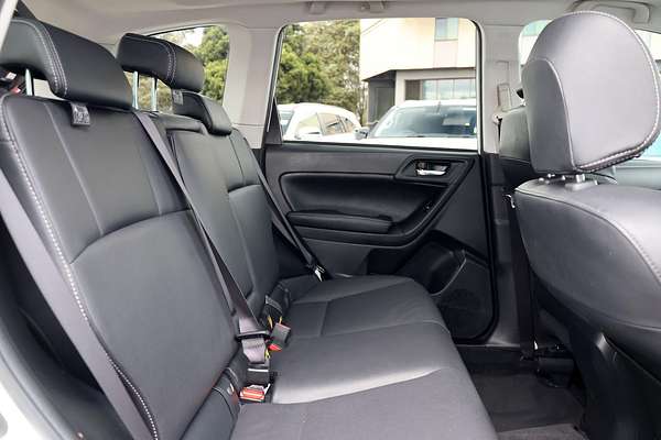 2015 Subaru Forester 2.5i-S S4