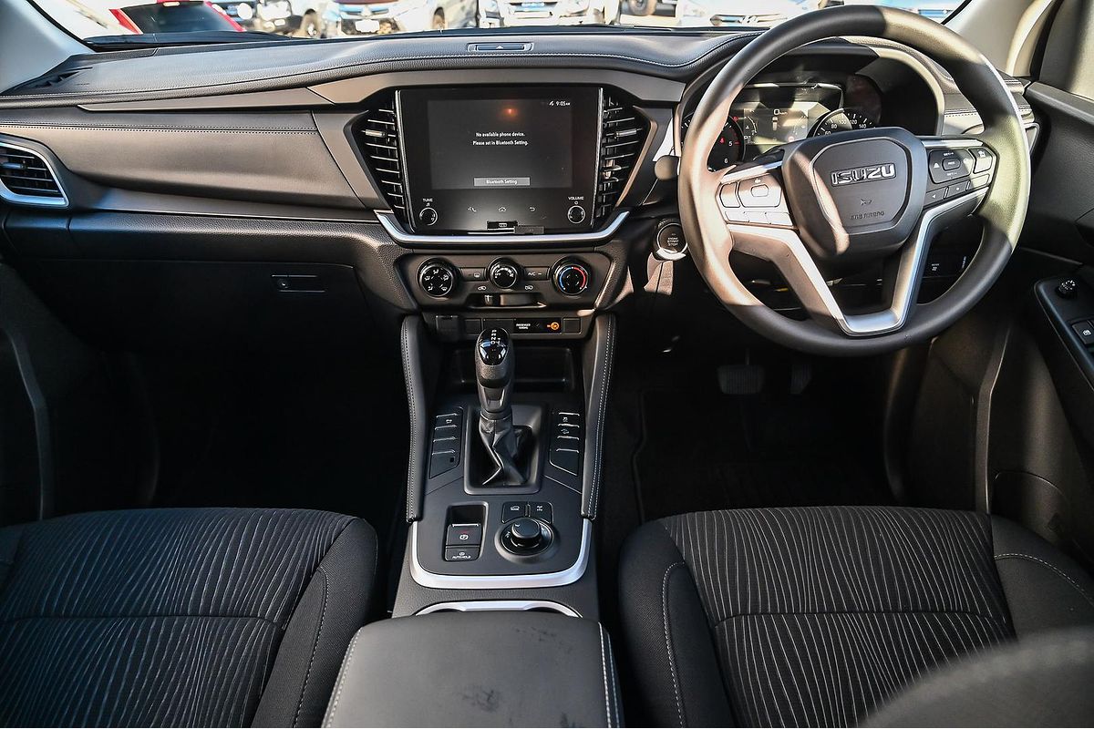 2025 Isuzu MU-X
