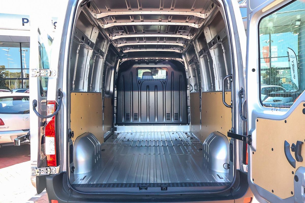2025 Renault Master Pro 110kW X62 Phase 2 LWB
