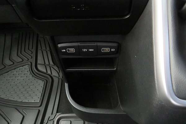 2023 Hyundai STARIA LOAD US4.V2