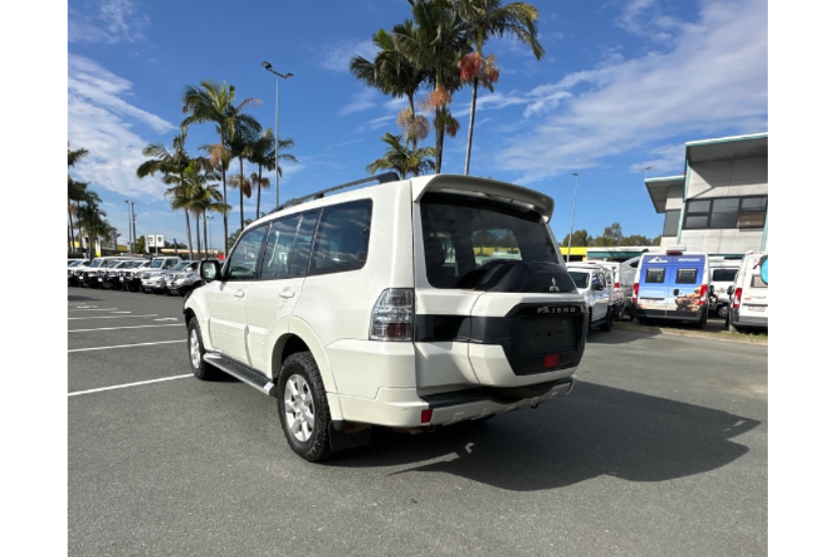 2019 Mitsubishi Pajero GLX NX