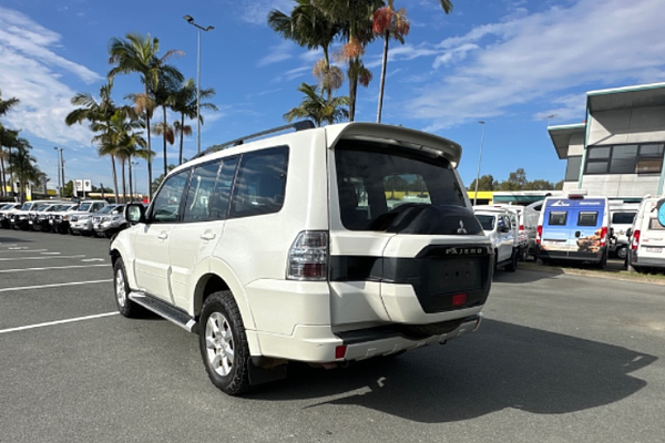 2019 Mitsubishi Pajero GLX NX