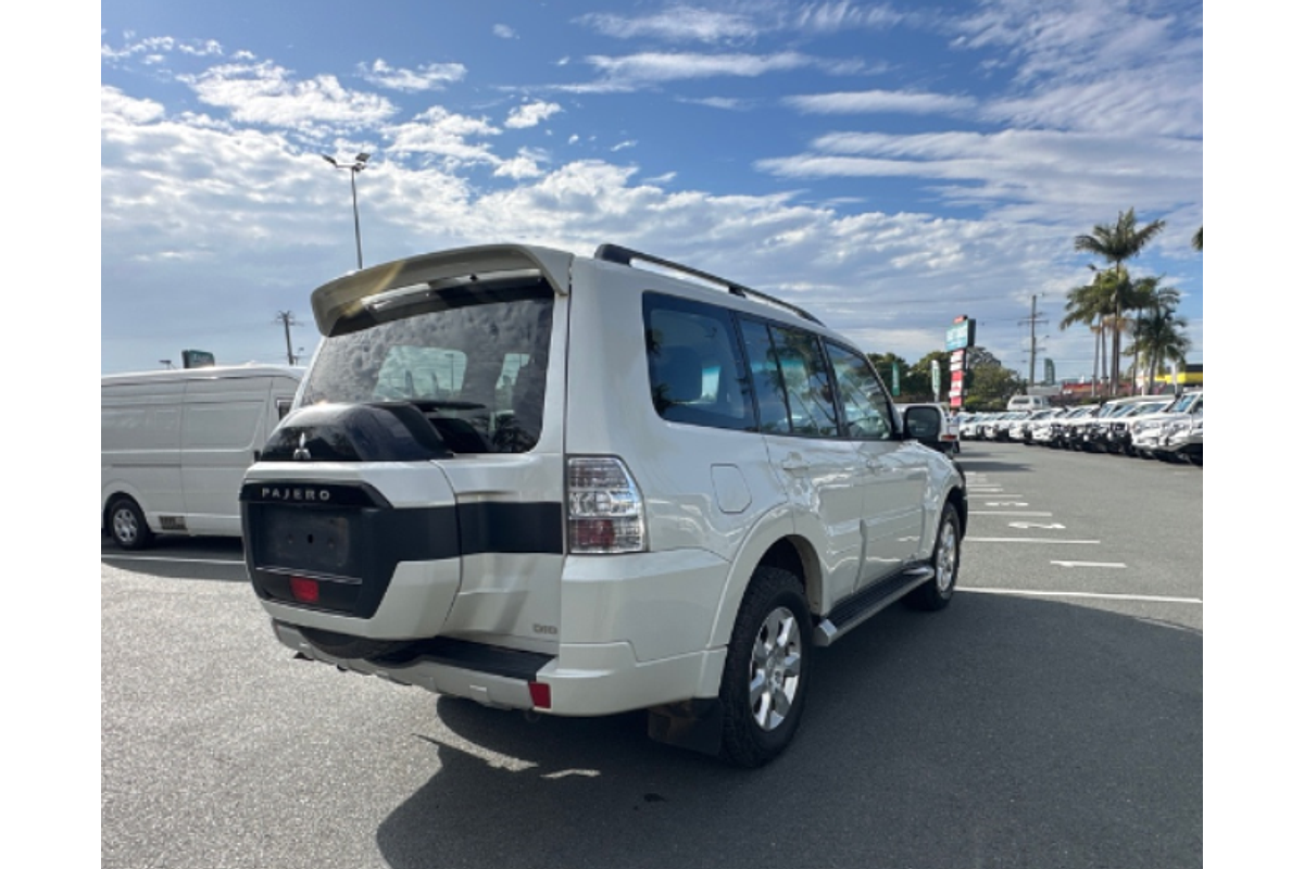2019 Mitsubishi Pajero GLX NX