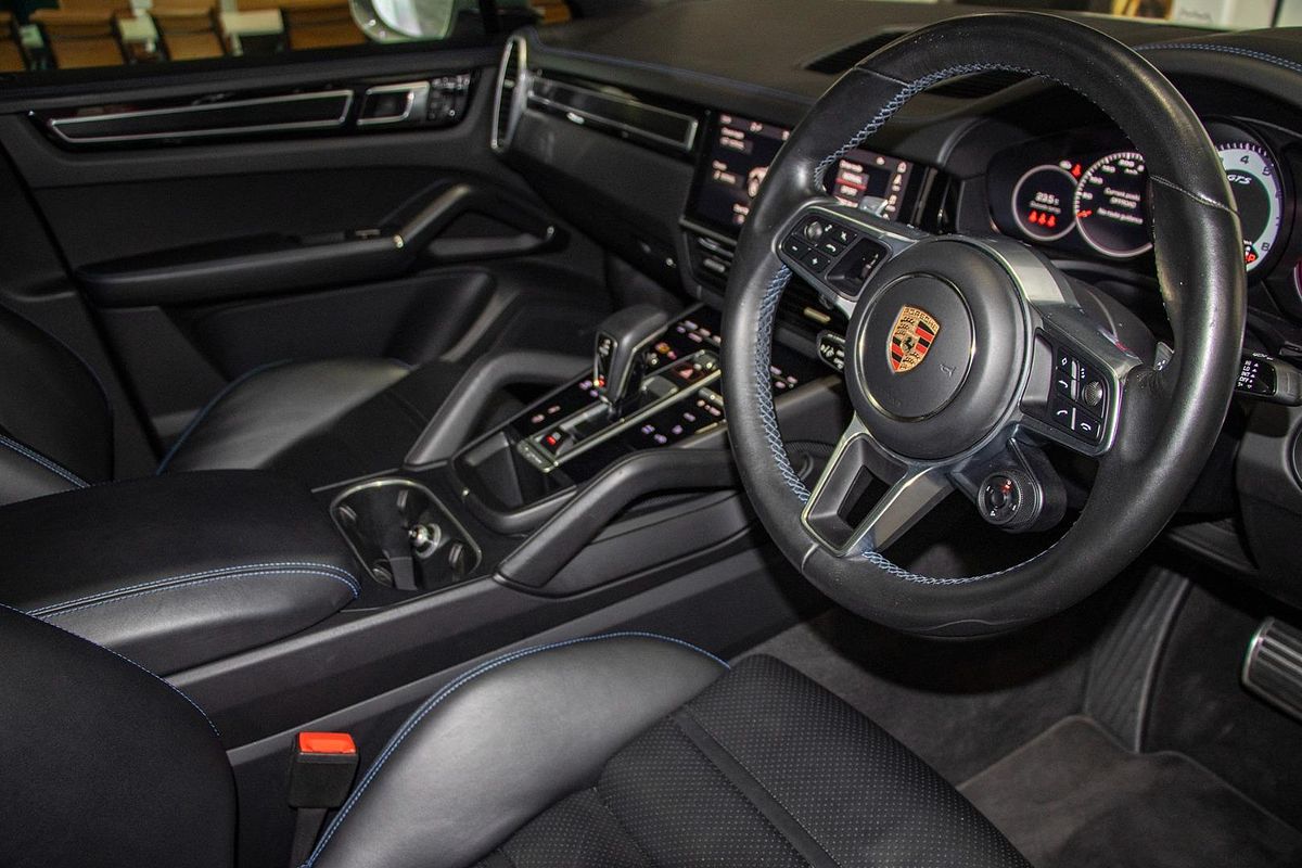 2021 Porsche Cayenne GTS 9YA