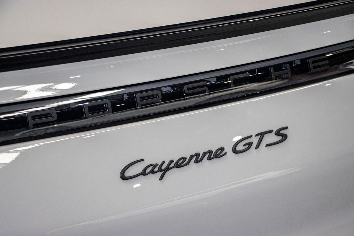2021 Porsche Cayenne GTS 9YA