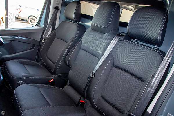 2025 Renault Trafic Premium X82 LWB