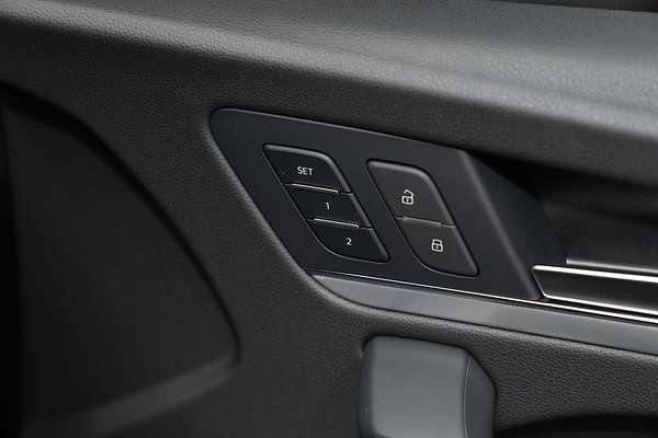2023 Audi Q5 40 TDI Sport FY