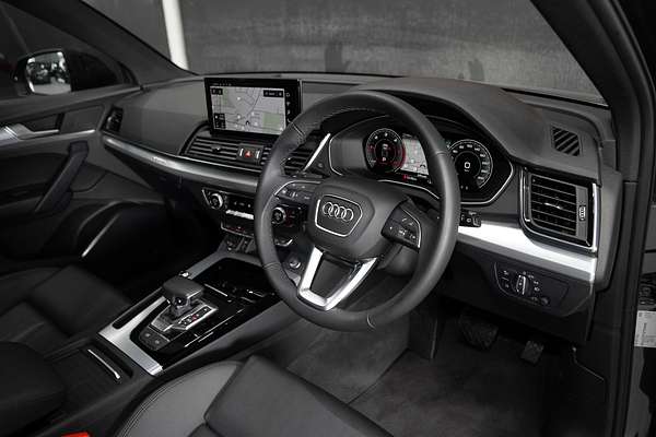 2023 Audi Q5 40 TDI Sport FY