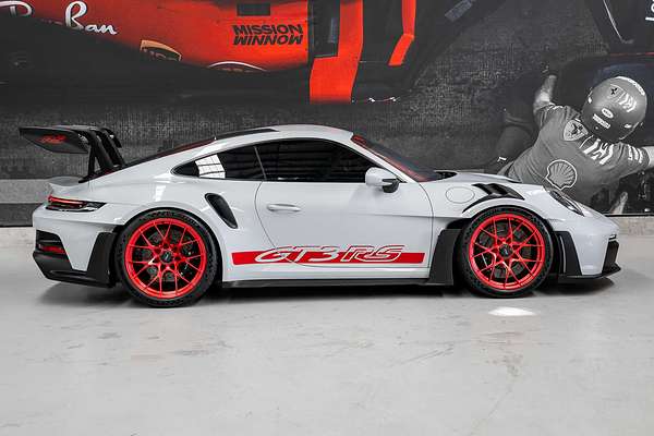 2024 Porsche 911 GT3 RS 992