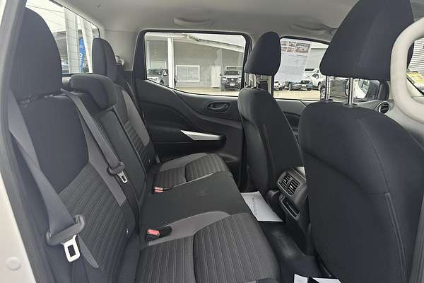 2024 Nissan Navara SL D23 4X4