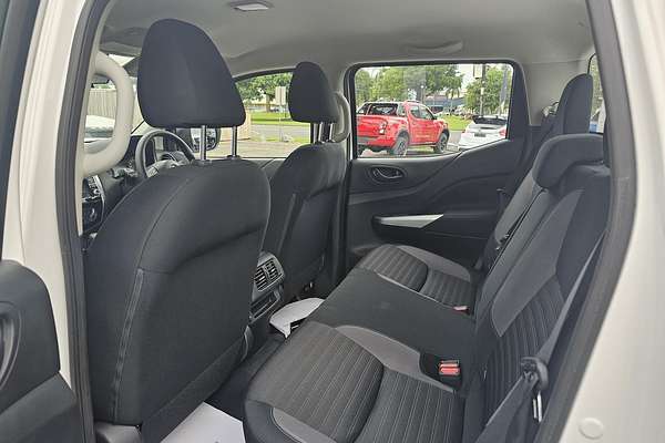 2024 Nissan Navara SL D23 4X4