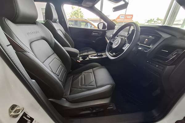 2025 Nissan QASHQAI N-DESIGN e-POWER J12