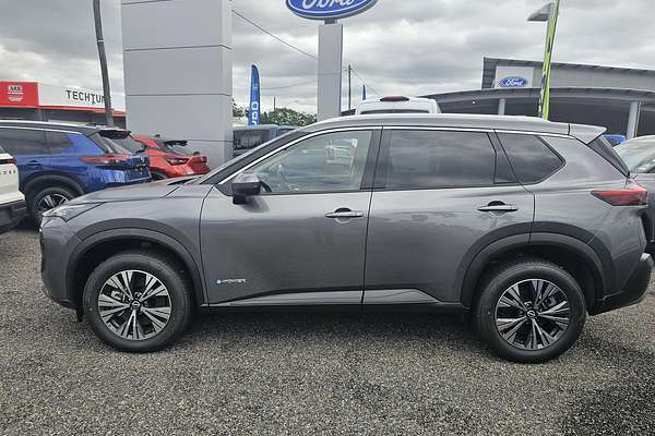 2025 Nissan X-TRAIL ST-L e-POWER T33