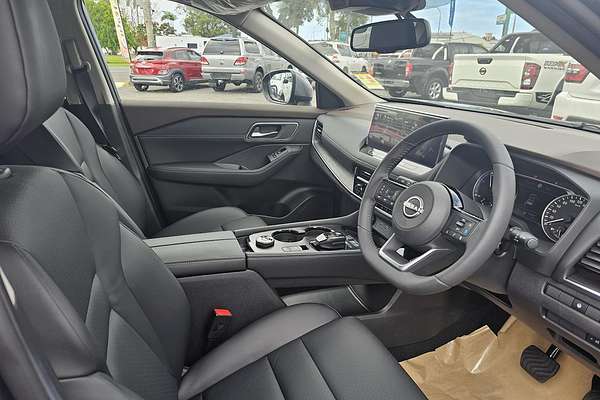 2025 Nissan X-TRAIL ST-L e-POWER T33