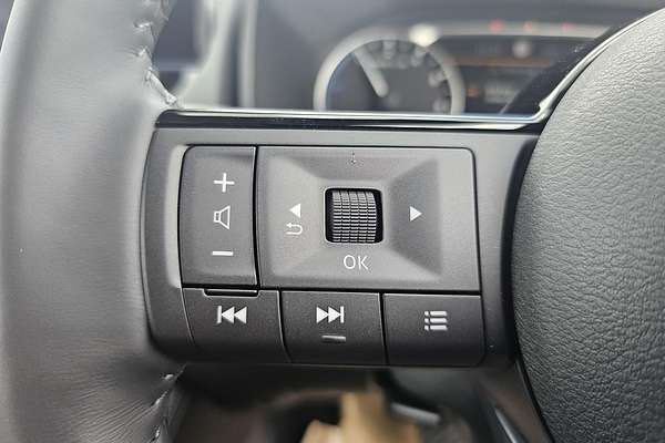 2025 Nissan X-TRAIL ST-L e-POWER T33