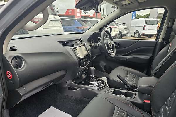 2025 Nissan Navara PRO-4X D23 4X4