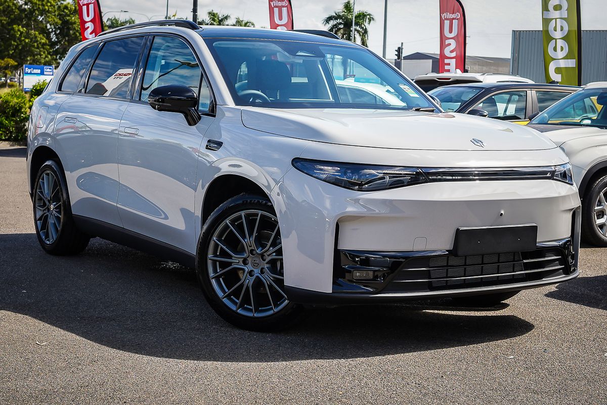 2025 Leapmotor C10 REEV Ultra Hybrid Design B11