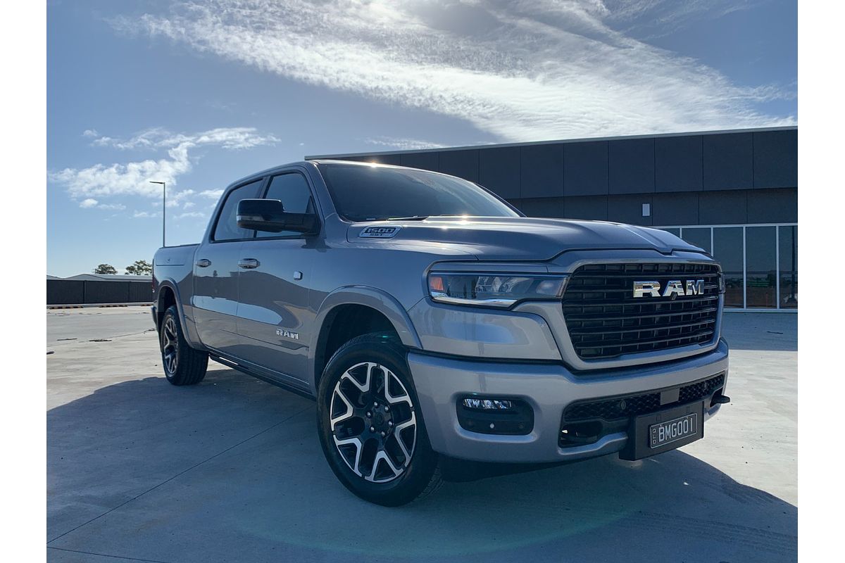 2024 RAM 1500 Laramie Sport Hurricane SO RamBox DT 4X4 SWB