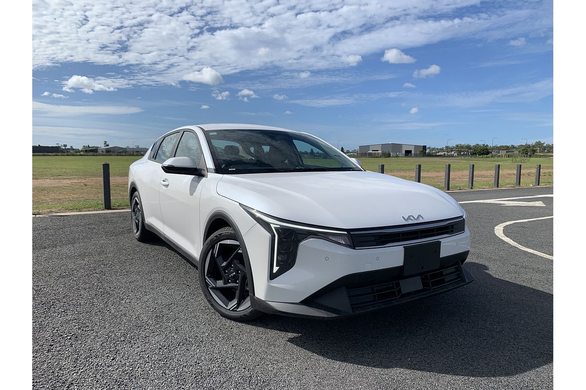 2024 Kia K4 Sport CL4m