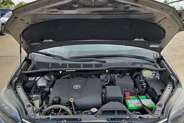 2018 Toyota SIENNA SE