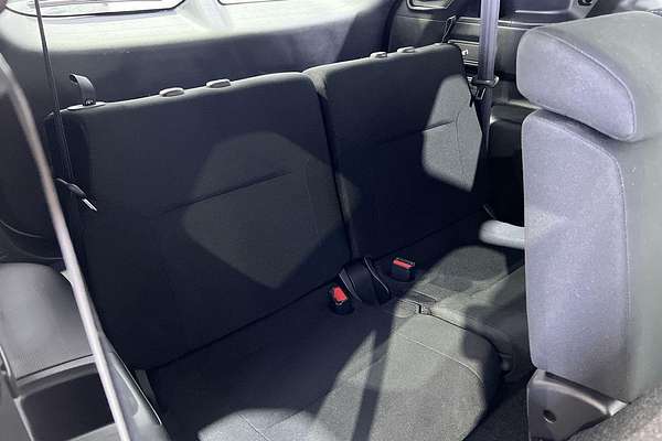 2023 Mitsubishi Outlander LS ZM