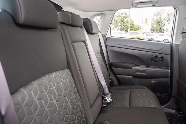 2024 Mitsubishi ASX ES XD
