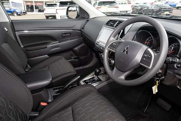 2024 Mitsubishi ASX ES XD