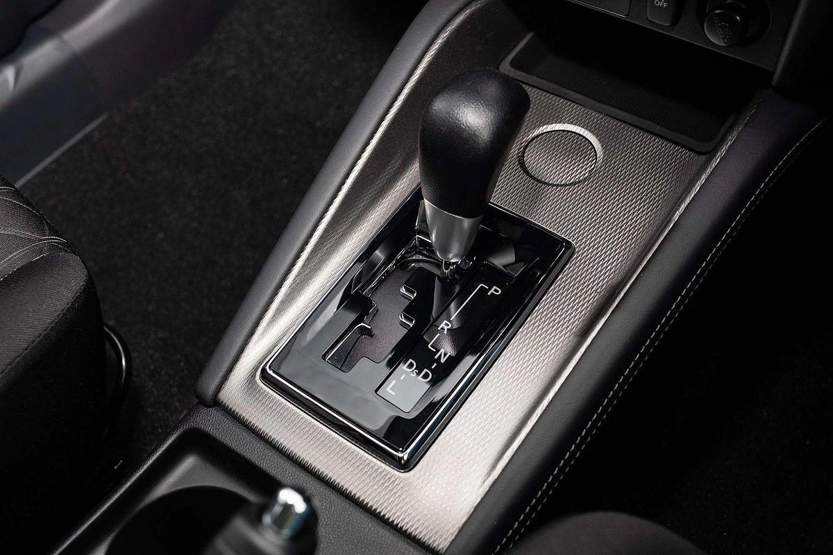 2024 Mitsubishi ASX ES XD