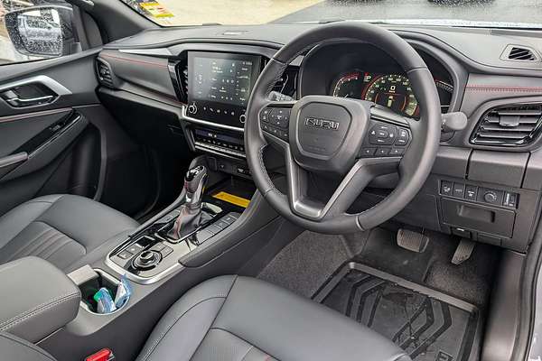 2025 Isuzu MU-X X-TERRAIN