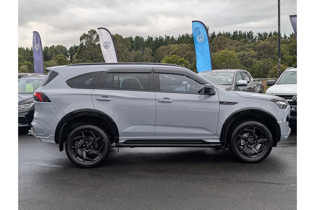 2025 Isuzu MU-X X-TERRAIN