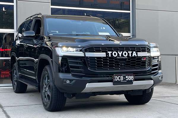 2024 Toyota Landcruiser GR Sport FJA300R