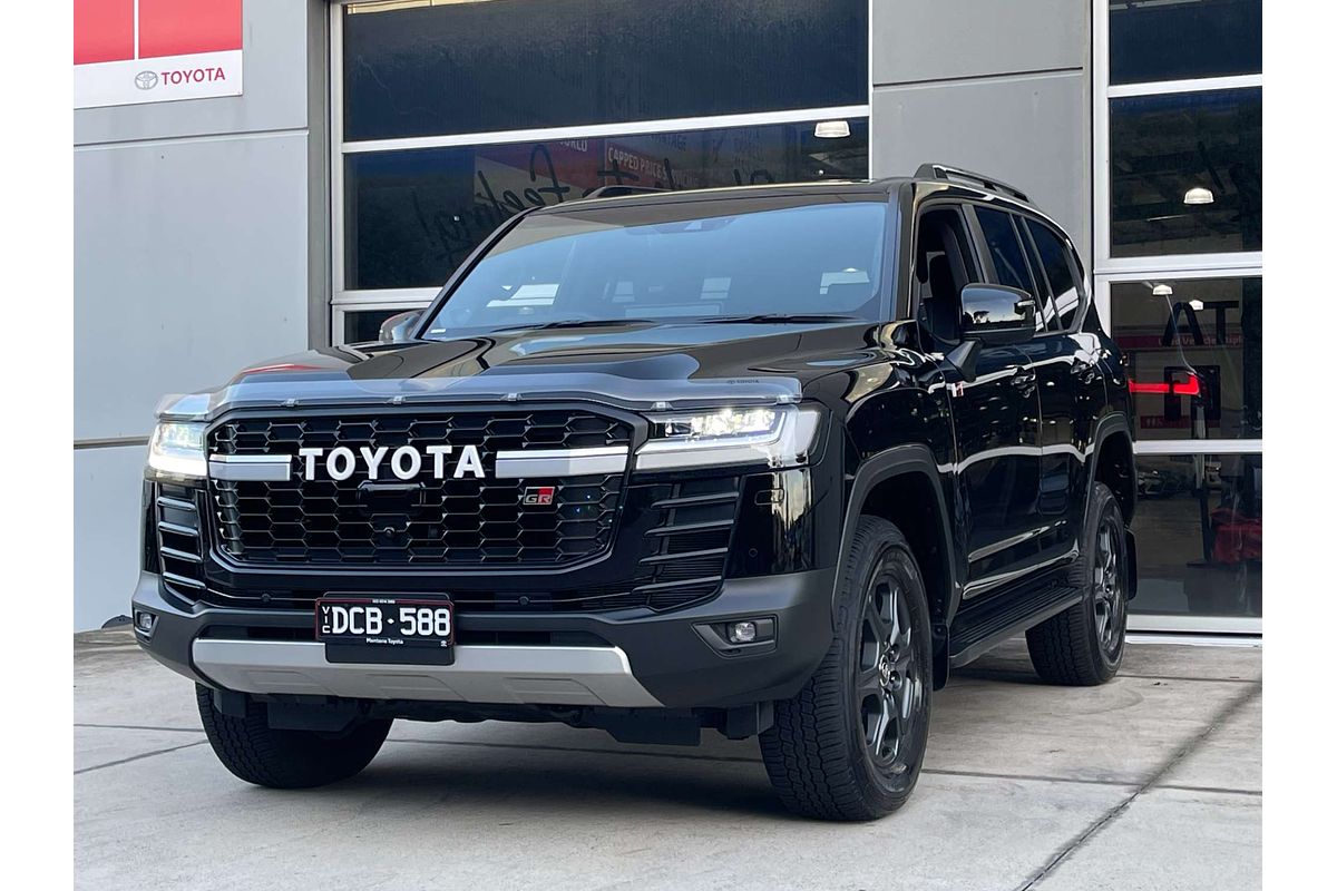 2024 Toyota Landcruiser GR Sport FJA300R