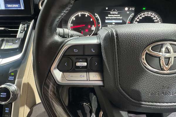 2021 Toyota Landcruiser VX FJA300R