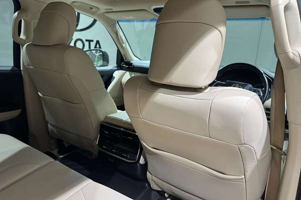 2021 Toyota Landcruiser VX FJA300R