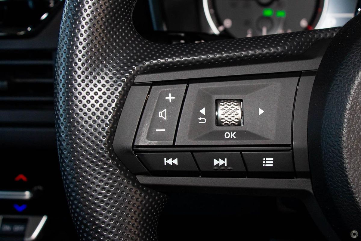 2025 Mitsubishi Triton GLX MV 4X4