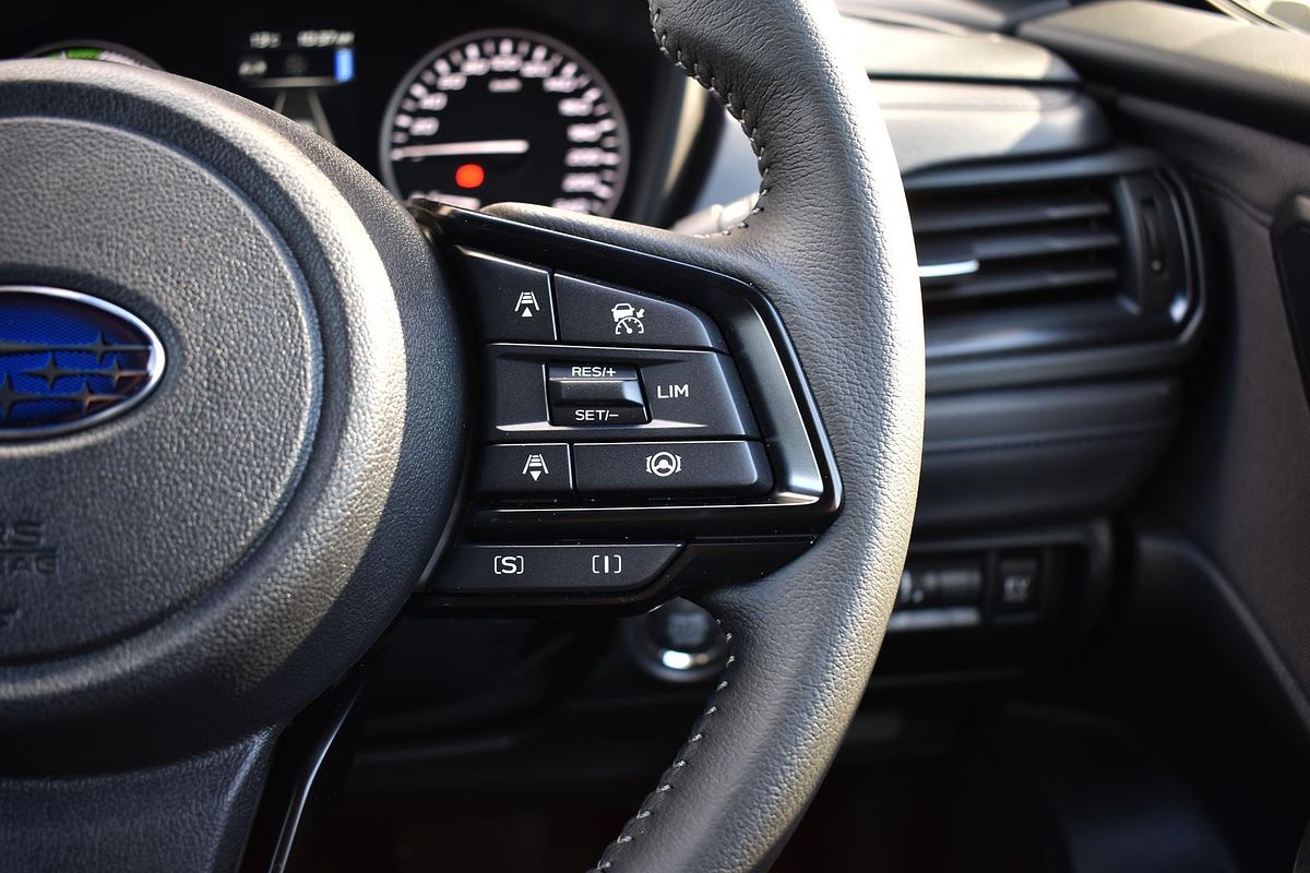2025 Subaru Forester Hybrid S6