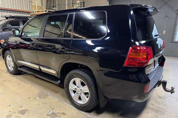 2014 Toyota Landcruiser Sahara VDJ200R