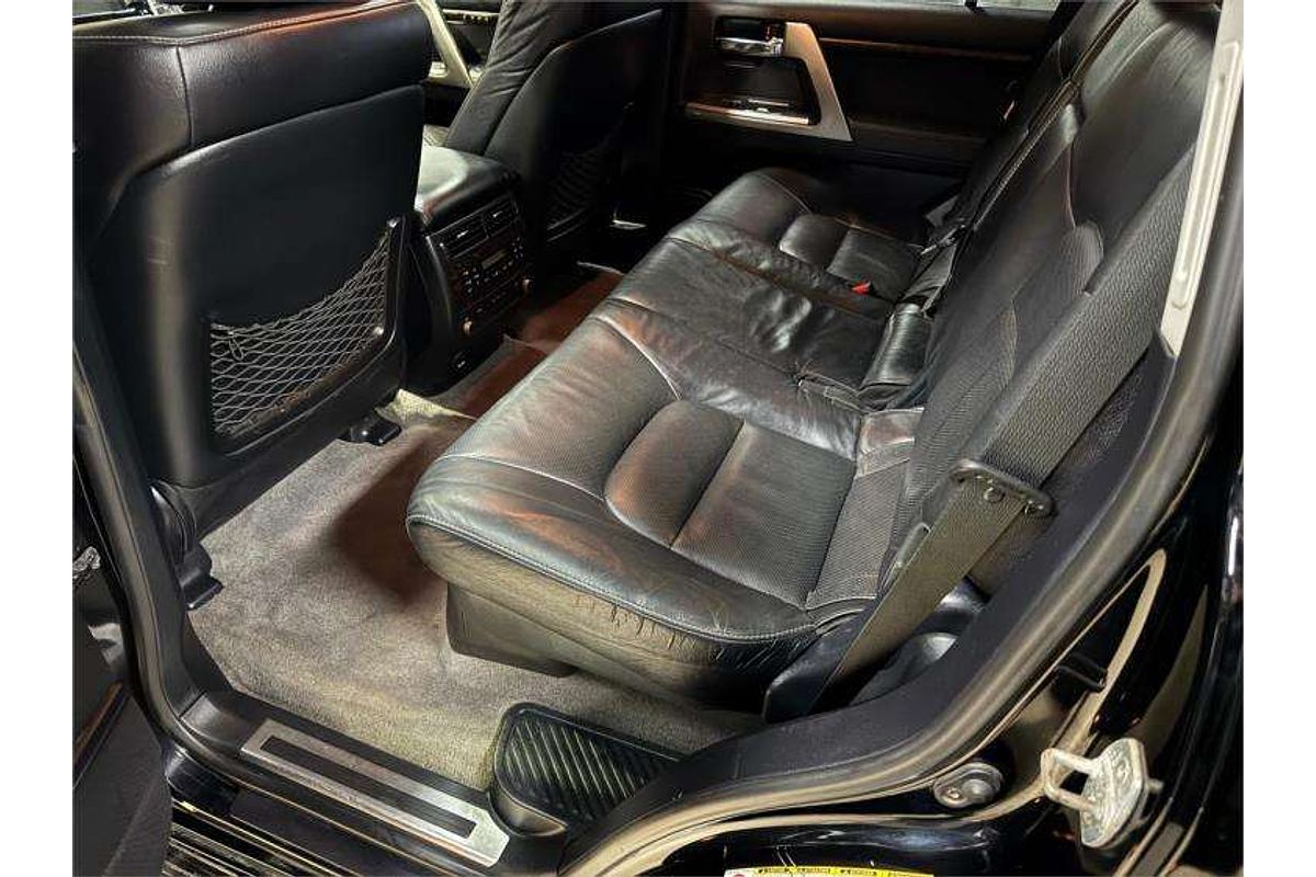2014 Toyota Landcruiser Sahara VDJ200R