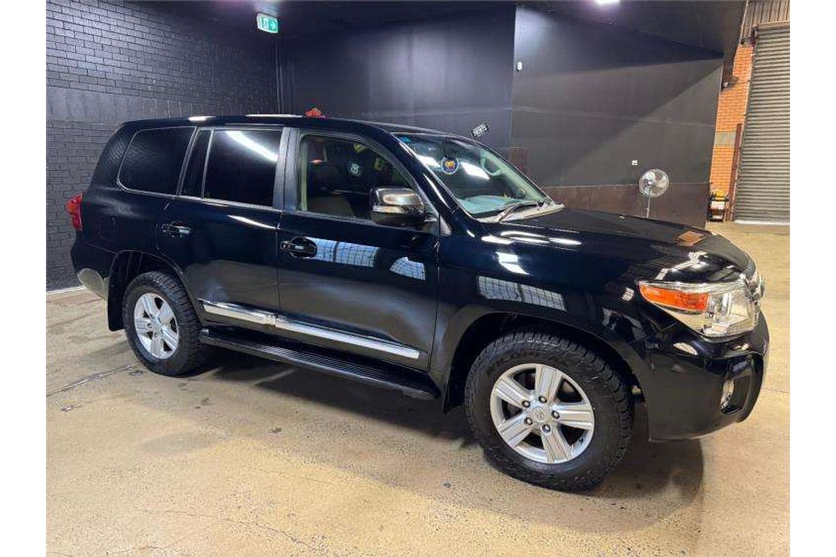 2014 Toyota Landcruiser Sahara VDJ200R